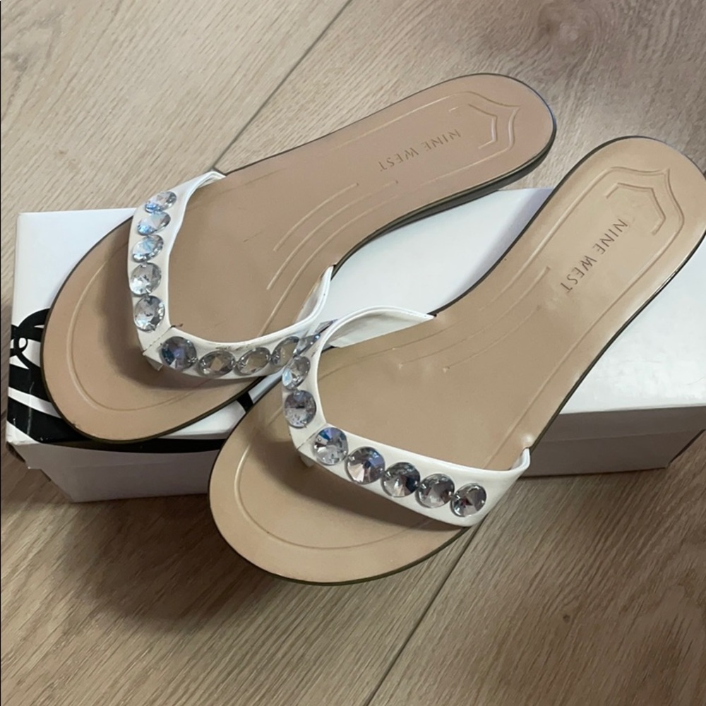 Nine West - White Sandal - sz 7.5